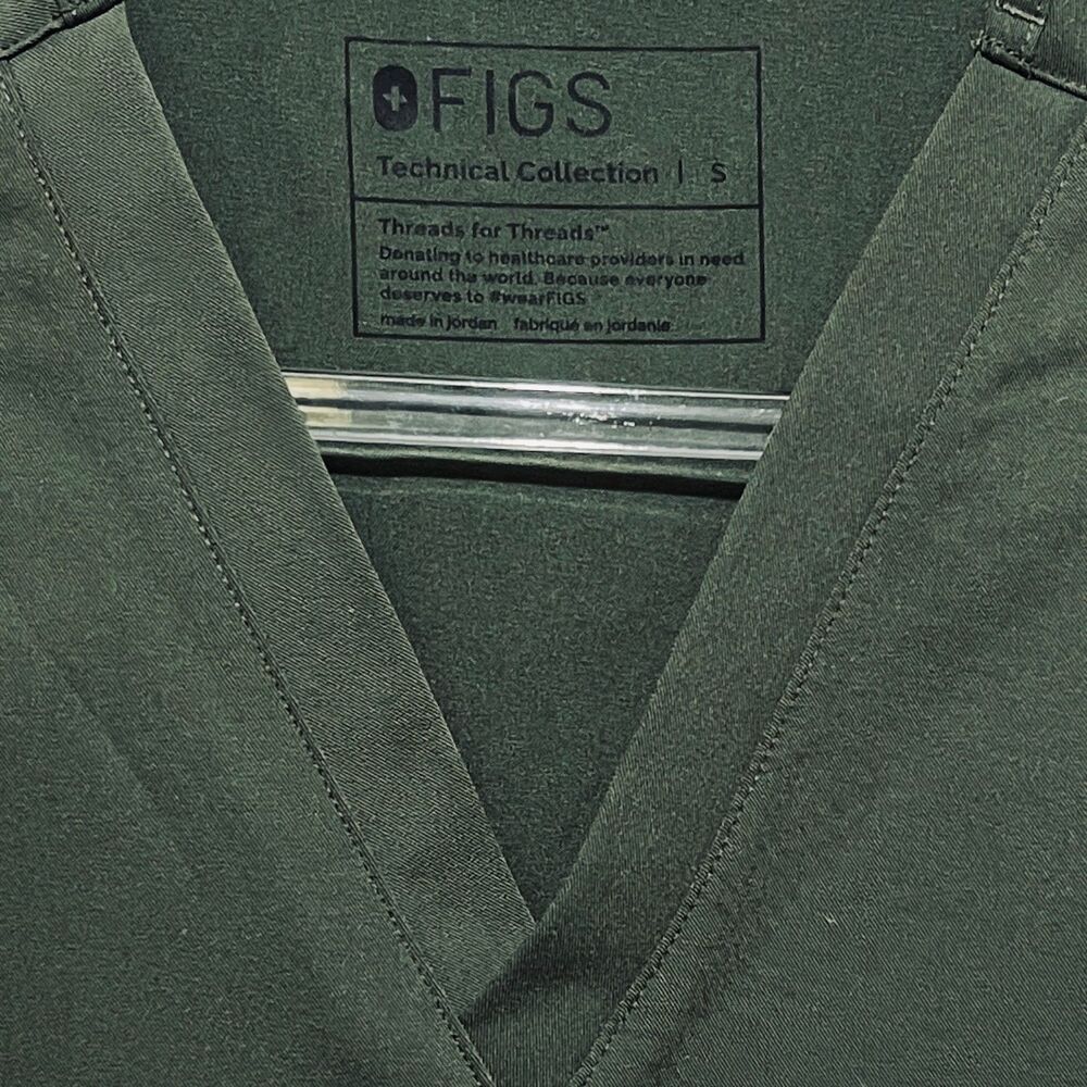 FIGS Catarina Scrub Top Green Size Small Medical Scrubs V-Neck Short Sleeve - Picture 3 of 4